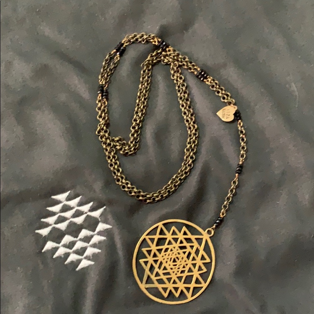 Vida Kush Necklace